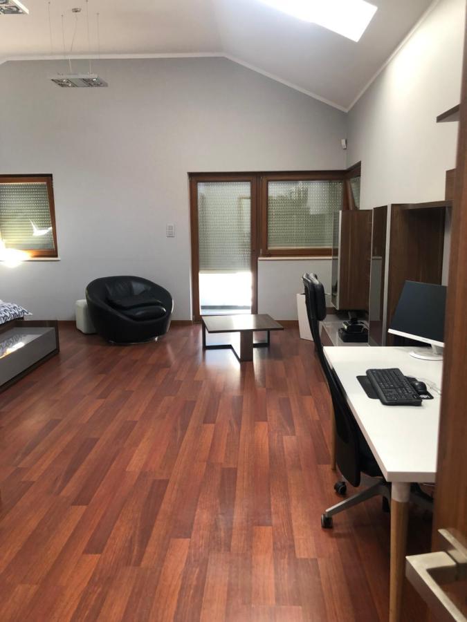 Apartament Przy Lesie Chojno-Blota Wielkie Exteriör bild